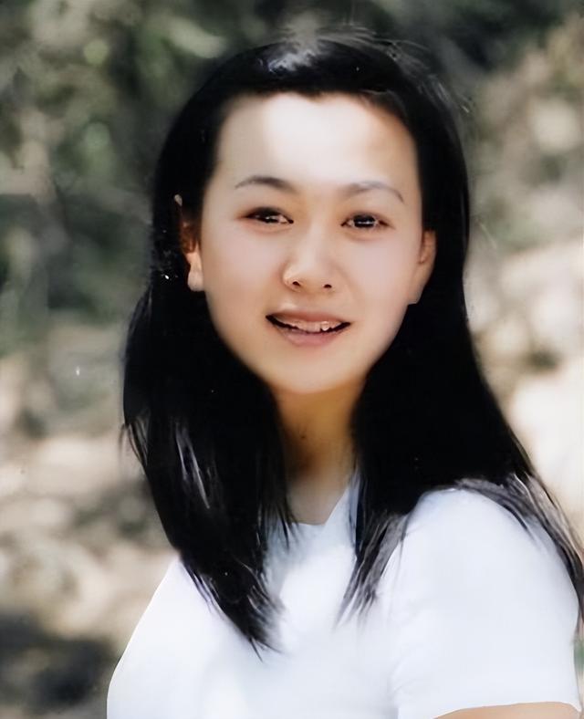 齐欢：年代戏女王，长相一般，演技炸裂，30岁恨嫁，46岁已躺平