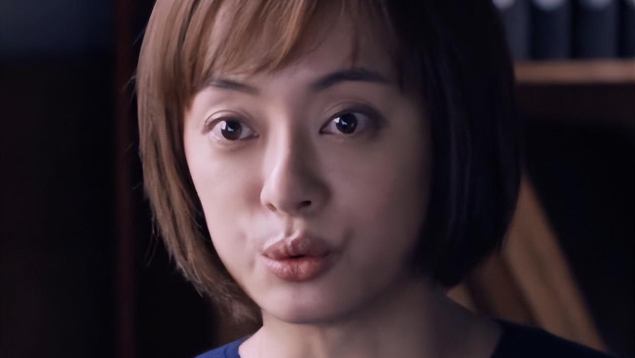 开播首日，收视破千万！观众拍手叫好：“第一集就让人欲罢不能”