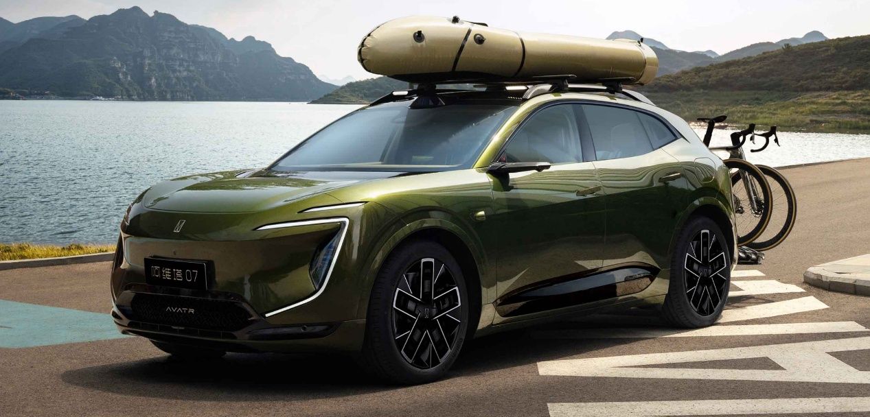 25万级SUV谁更值得入手?全能轿跑SUV智界R7凭实力胜出