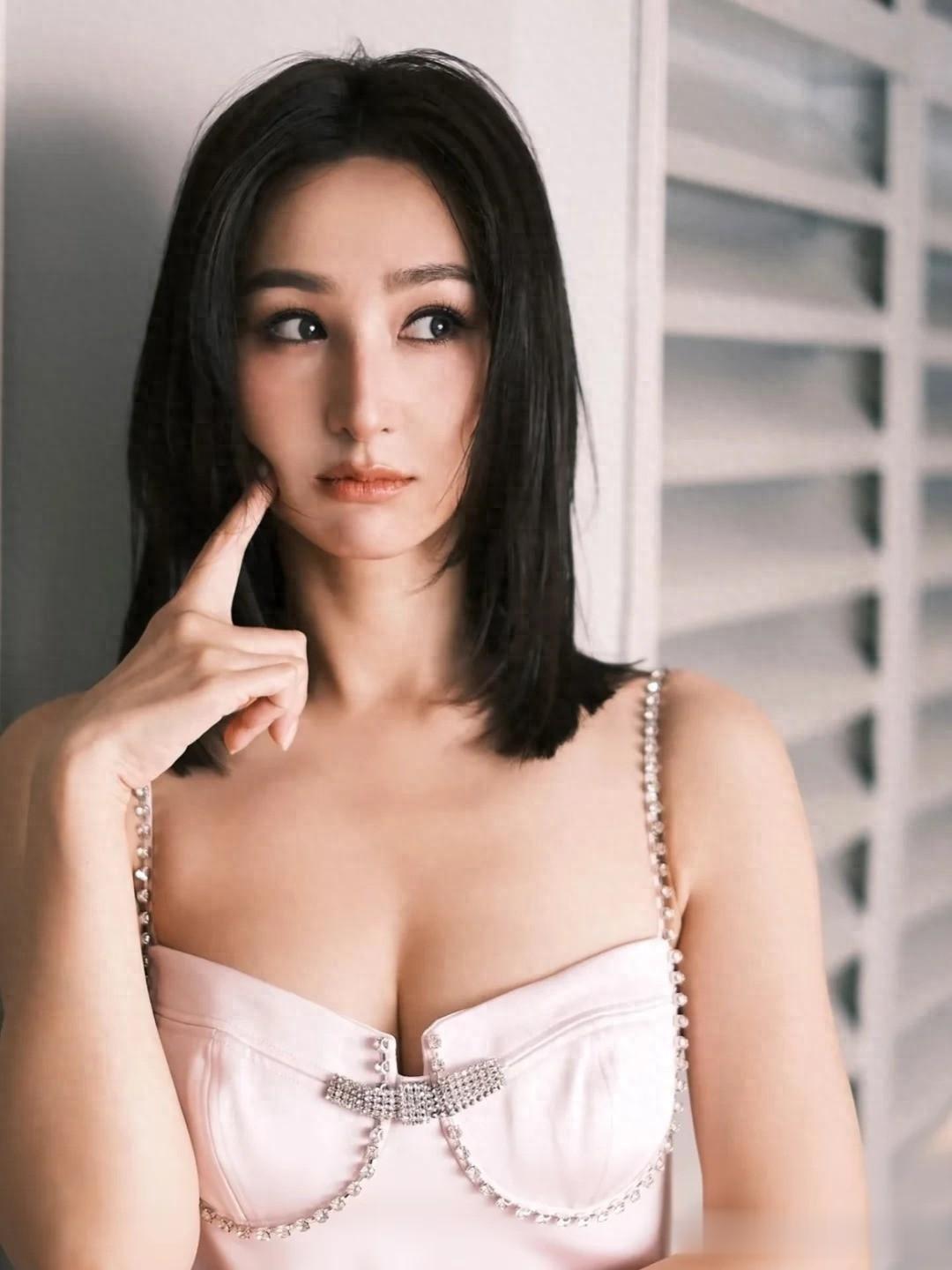 高海宁。现在香港身材非常好的女星