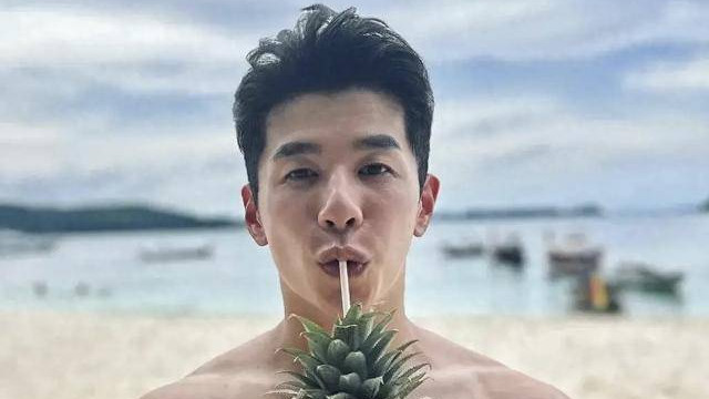 TVB男星自曝离巢发展，被封“变装皇后”，一度改名转运