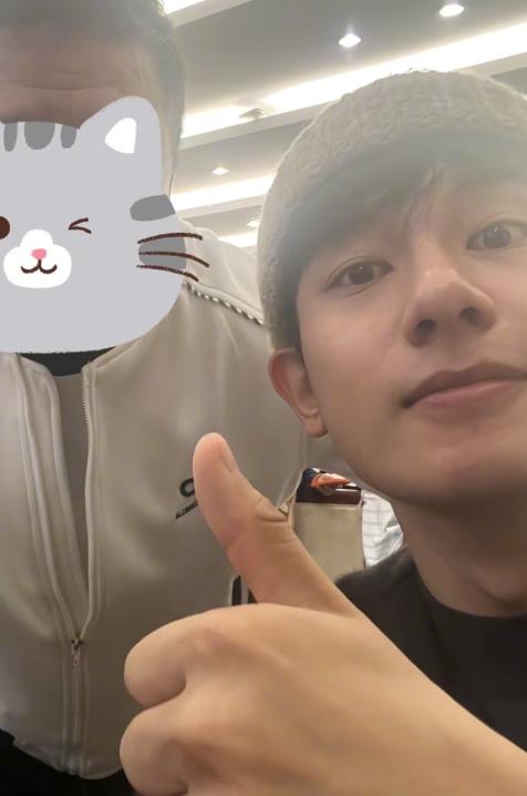 广电培训明星生图,关晓彤肿胀脸蒜头鼻,杨颖惊艳,白鹿咋瘦成这