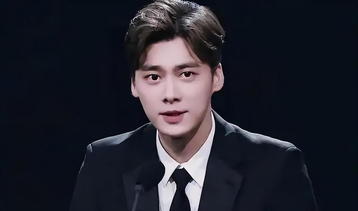 内娱今天真热闹！李明德刑满释放，李易峰迎坏消息，资本彻底输了