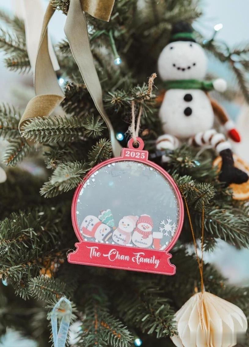 TVB陈展鹏晒一家三口合照庆祝平安夜,高颜值一家好养眼!