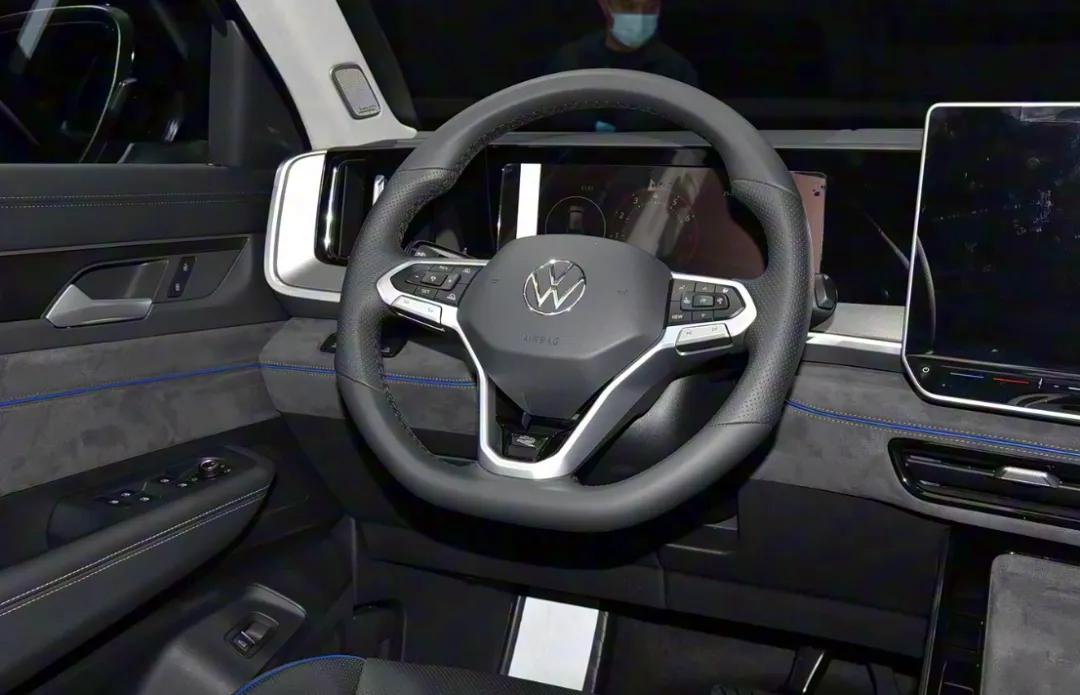 新能源越卷，大众越稳？试完新揽巡，我终于明白油车还能卖给谁