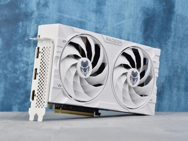 瀚铠RX 9060 XT 8G合金显卡评测:性价比拉满的黑白双雄