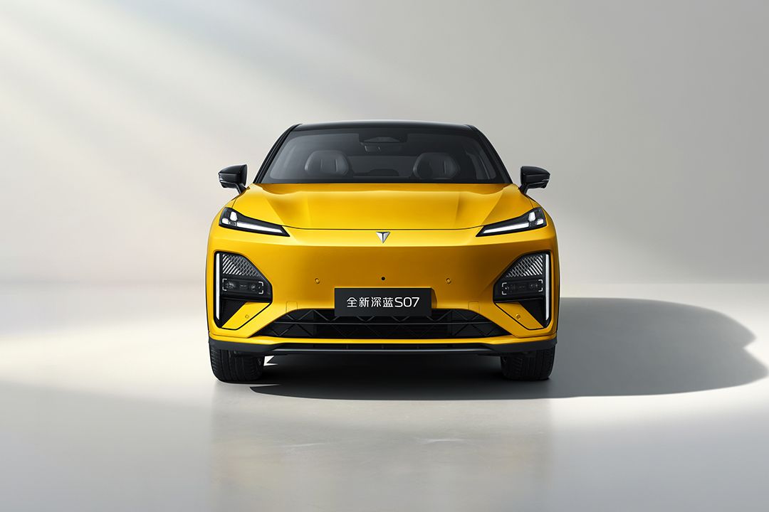 搭载华为乾崑智驾ADS SE版 售15.39-17.09万元 深蓝S07正式上市
