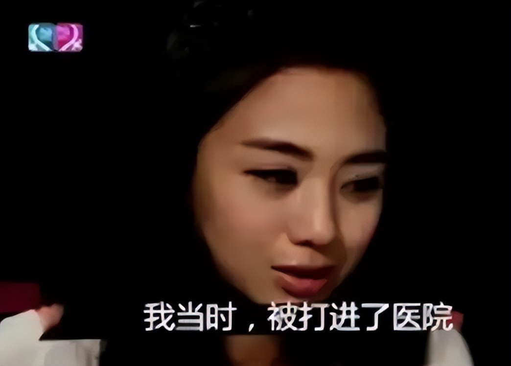 鬼鬼晒母女合照！1岁女儿高鼻梁大眼睛像混血，未婚当妈依旧幸福