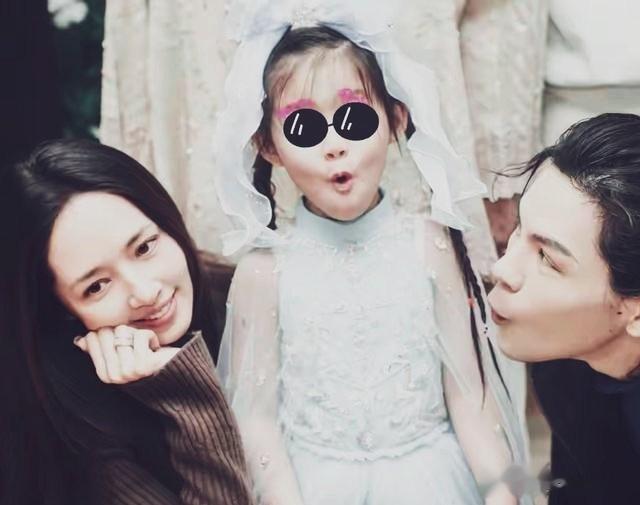 郭碧婷女儿生日宴现场曝光，竟如此朴素？网友炸锅！