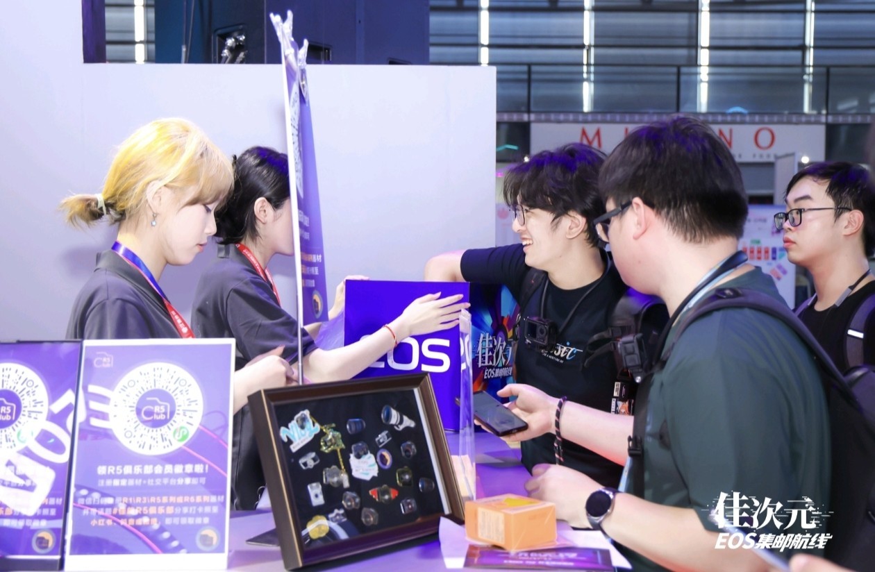 佳能燃動2025 ChinaJoy，超高人氣展臺引爆全場