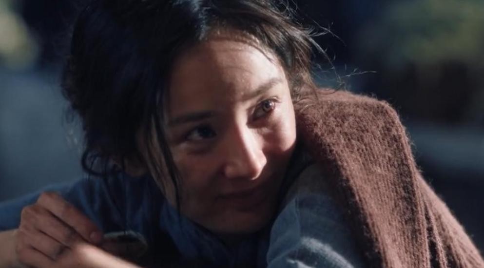 封面不见赵丽颖,杨幂口碑强势逆转,85花这回真分高下了?