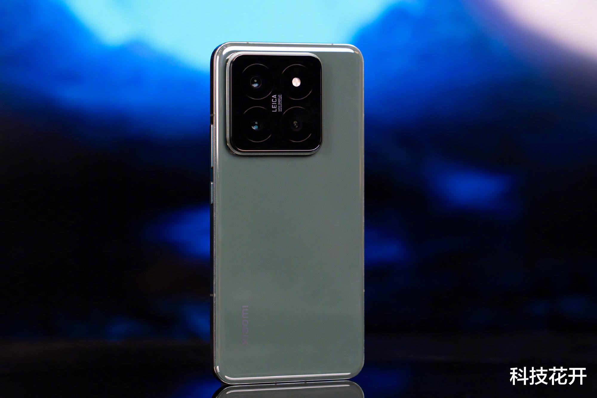 小米“最值得捡漏”的旗舰手机,从4599元跌到2591元,好用还不贵