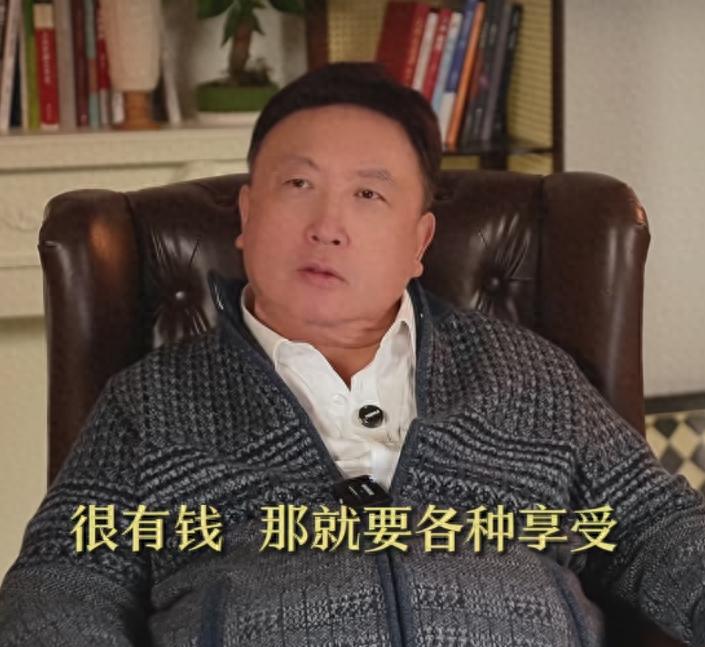 王晶谈香港某些演员的“堕落”，句句不提郑伊健，却字字戳他心窝