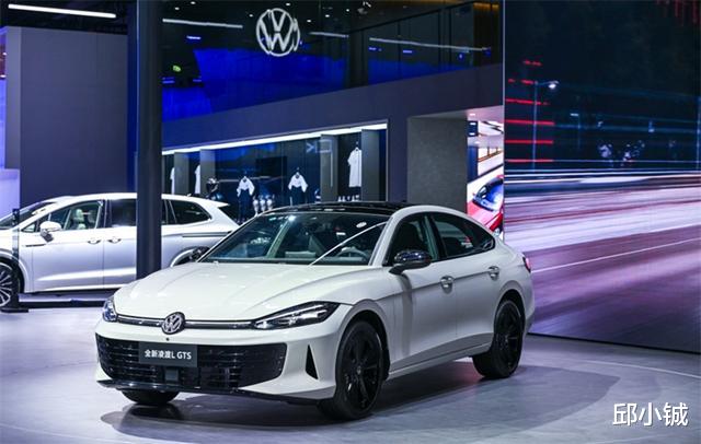 全新凌渡L自带改装好底子 11.99万元起解锁更多玩法