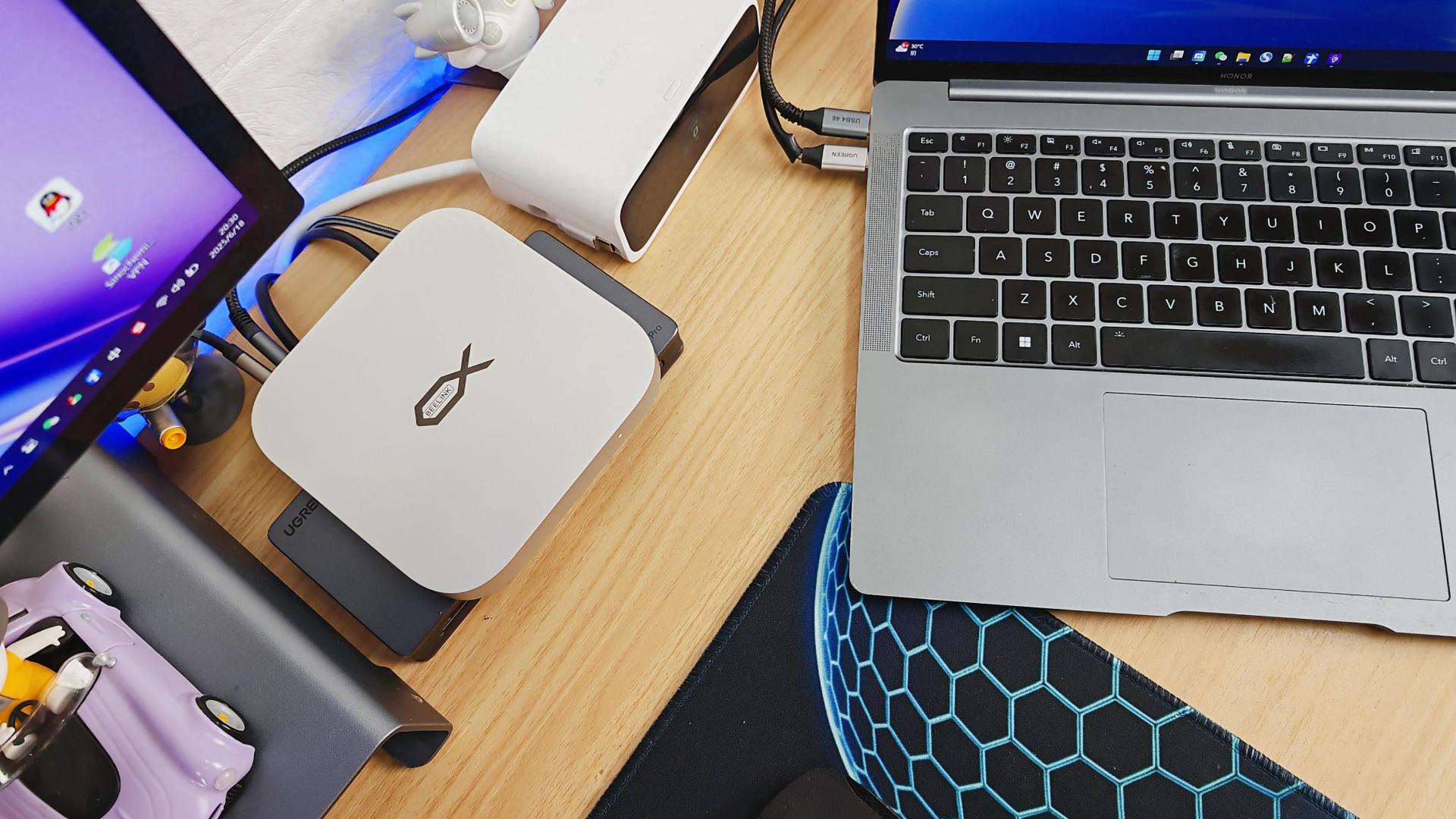 打造桌面美学，高速读写兼具多接口设计，零刻Mate mini深度评测