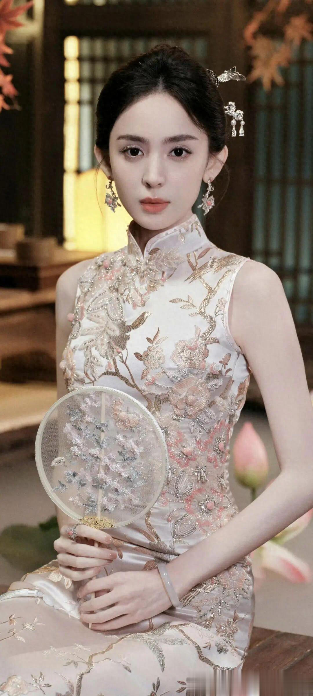 古力娜扎多彩美图