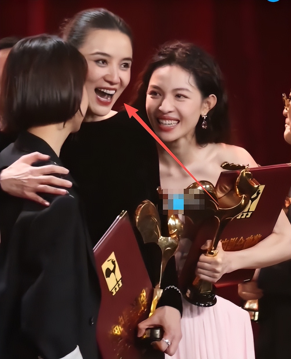 宋佳也没想到,二封影后不到2天,口碑一夜之间反转,被骂翻了