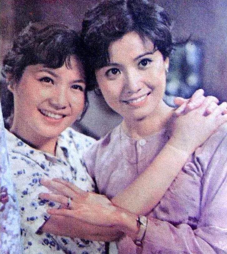 张力维：21岁成名，42岁息影，离婚后和儿子相依为命，现状如何？