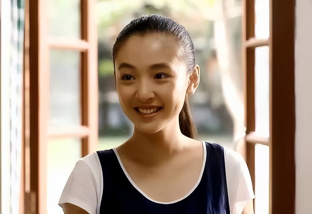 吴倩一手好牌打稀烂,曾经的武大校花身材发福变素人灵气星相全无