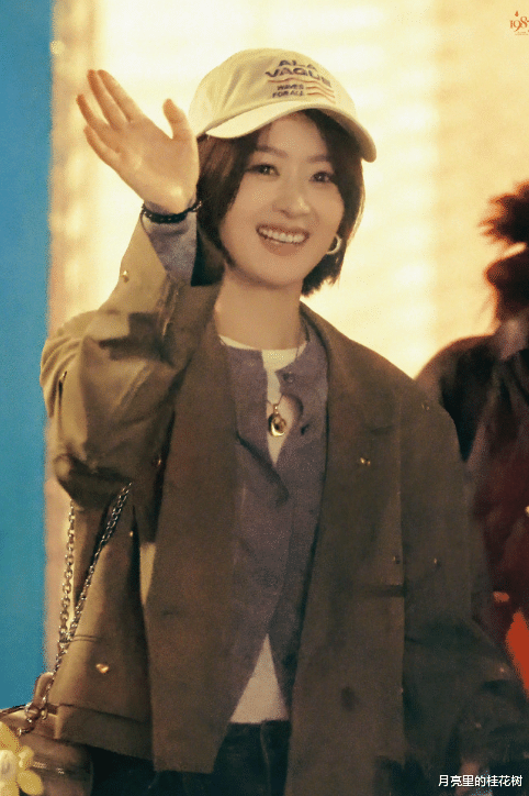 绝了！赵丽颖直播解锁第10套GH高定·新造型团队杀疯了