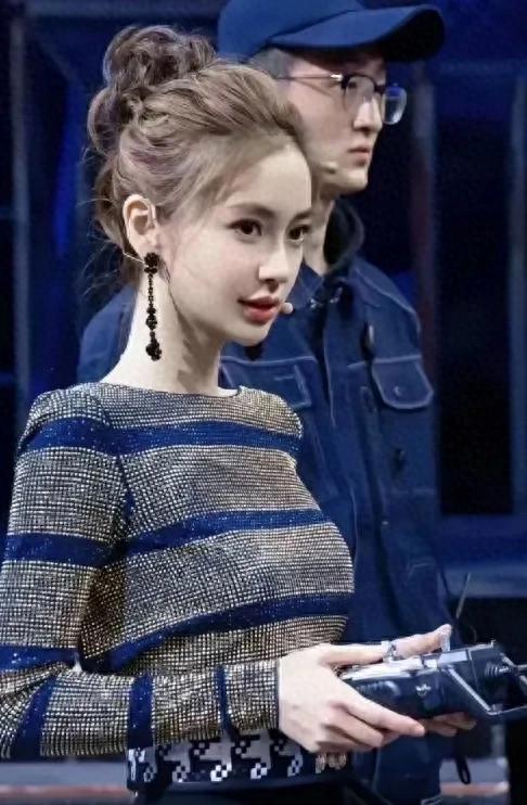 黄晓明到底怎么想的，实在搞不懂