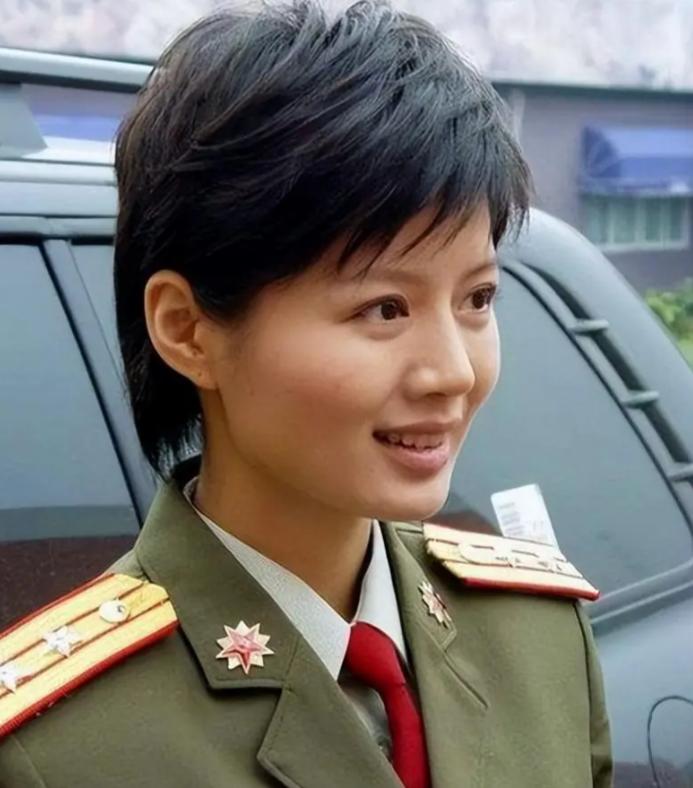 唐嫣也没想到,罗晋竟会因为出现在葬礼上的傅程鹏,落得口碑暴跌