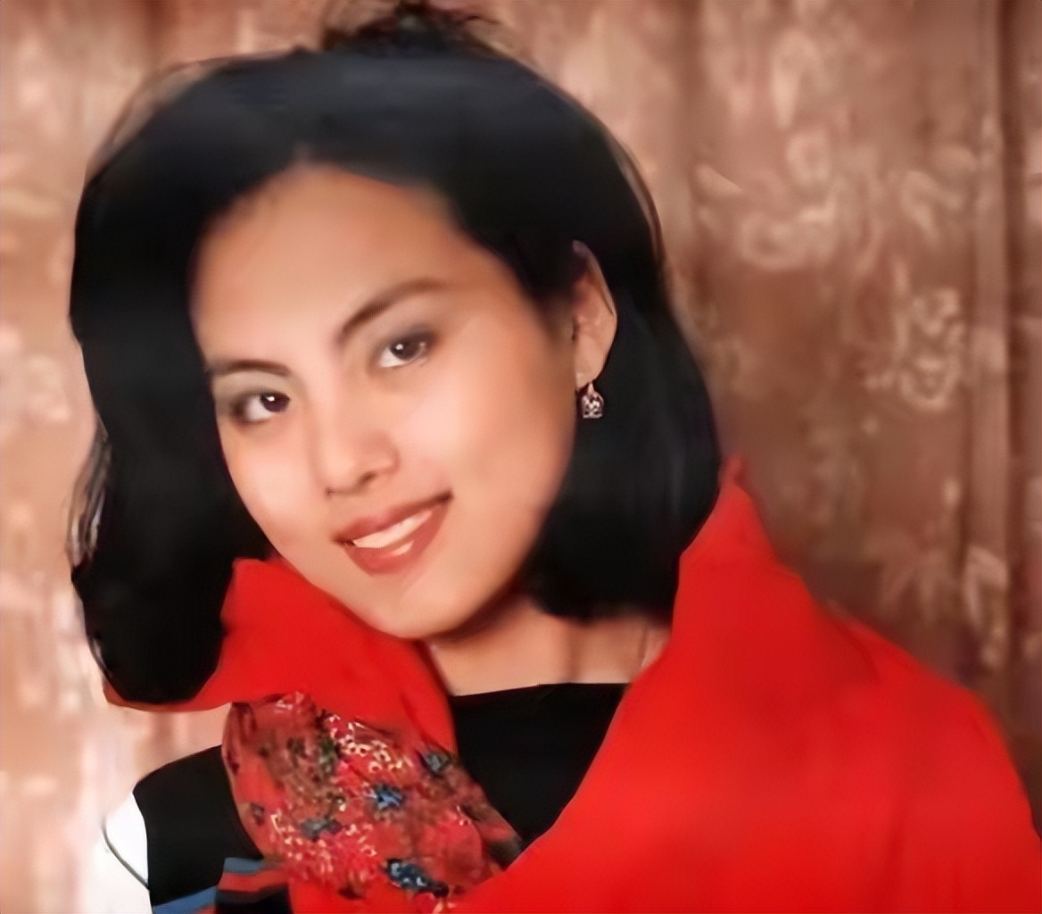 17岁拒演红楼梦，28岁决然离世，公认的美貌，但一肚子草包没文化