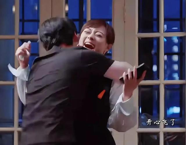 董子健拥抱孙俪的这段戏,在全网火了,孙俪的评价终于有人信了!