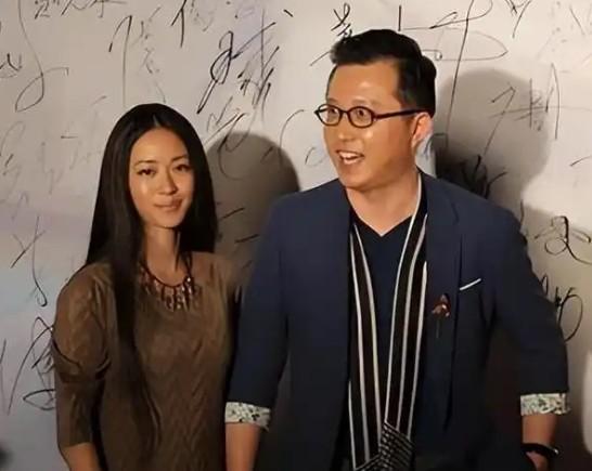 善恶终有报!靠当“赘婿”爬上巅峰,出轨、背刺亲家,被赶出豪门