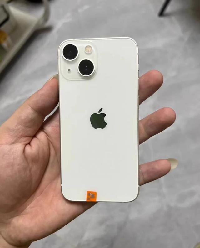 1000元左右小屏旗舰“安卓”对比“iPhone”谁会更胜一筹呢？