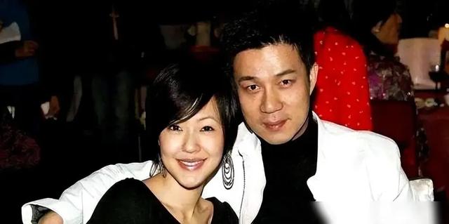 小s 和许雅筠真离了?曾被爆料外室和私生子进门,仨闺女无继承权