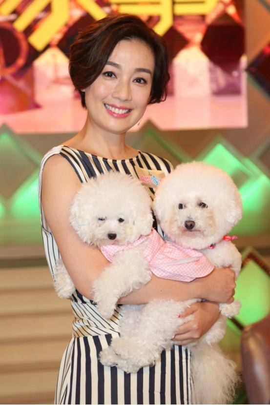 TVB视后庆生与搭档的合照引关注!