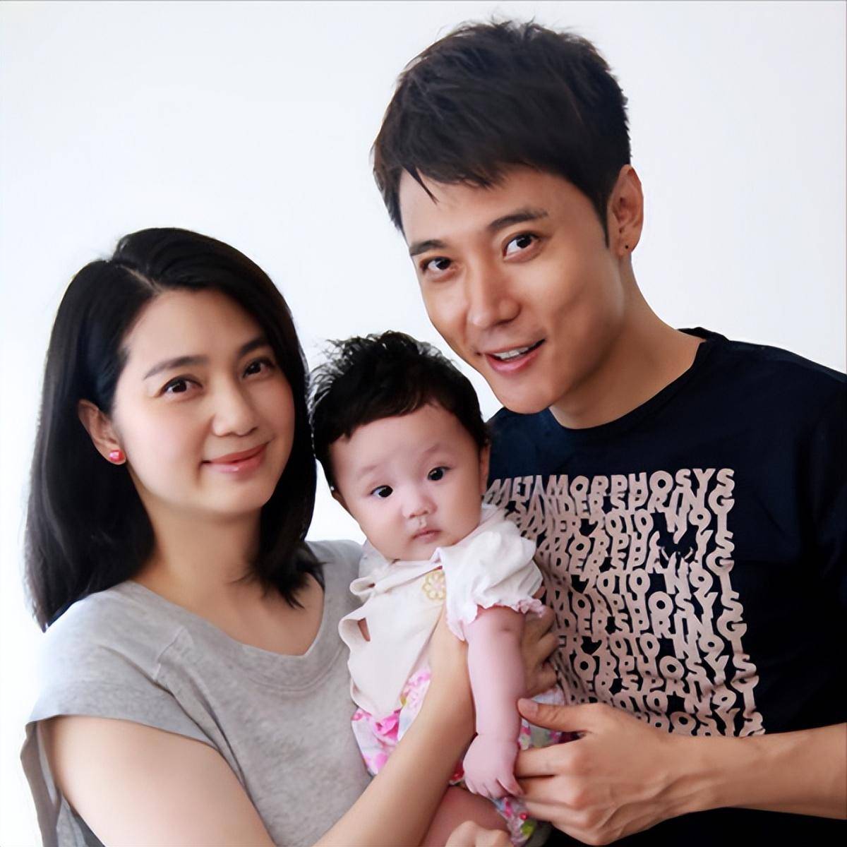 恋爱脑有多可怕？未婚生子、原谅出轨老公，洪欣的下场怪不得别人