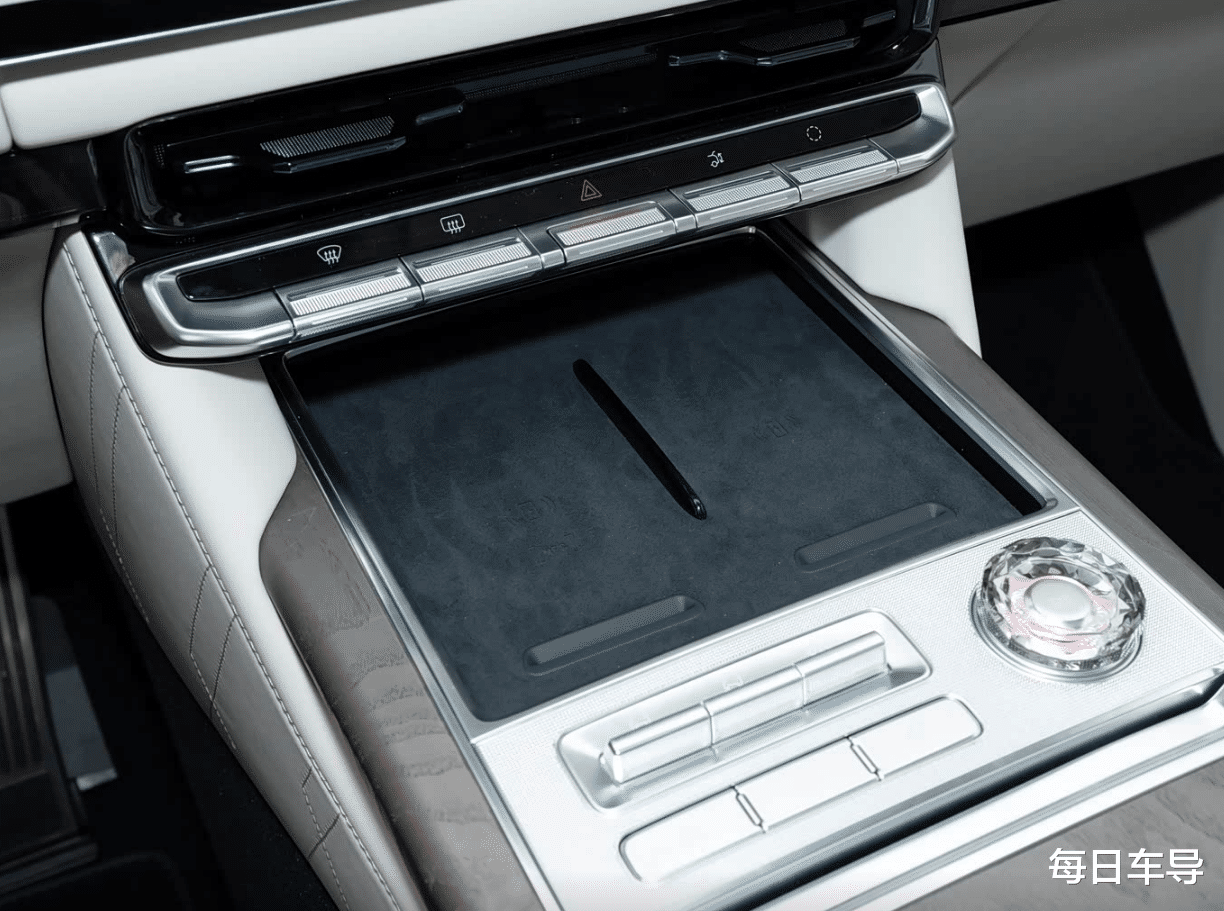 预售1小时订单42667台，比蔚来ES8还贵的极氪9X，为啥这么火？