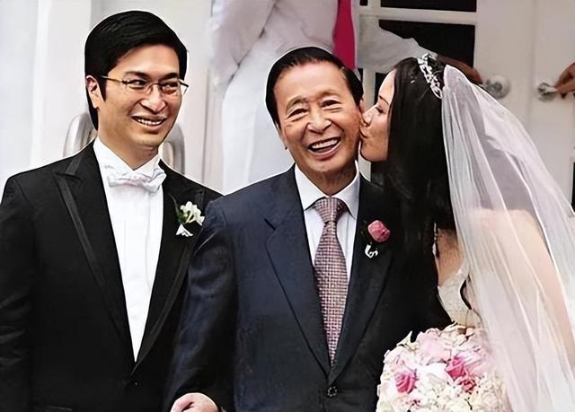 生儿子奖10亿算啥!她让李兆基改了三次遗嘱,徐子淇的狠你学不会