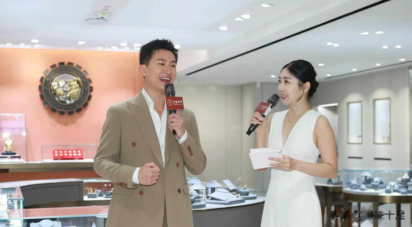 《女神配对》掀热潮 曾展望转身爆红 商演接到手软