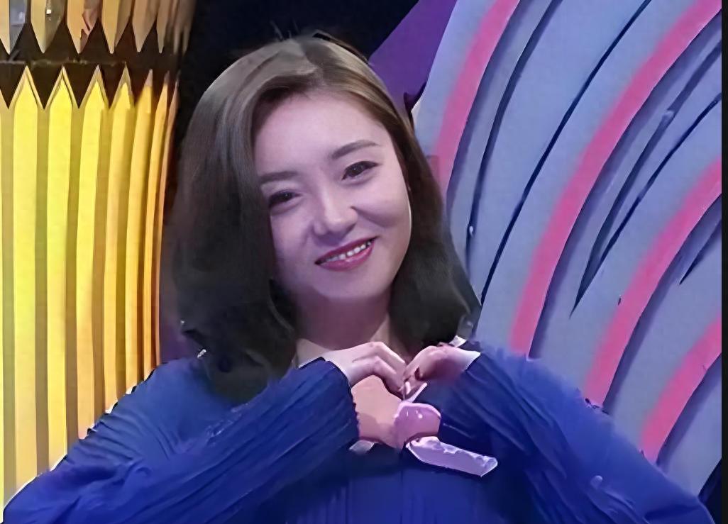 她在“非诚勿扰”上站五年，爆灯无数却不牵手，最终只能选择退出