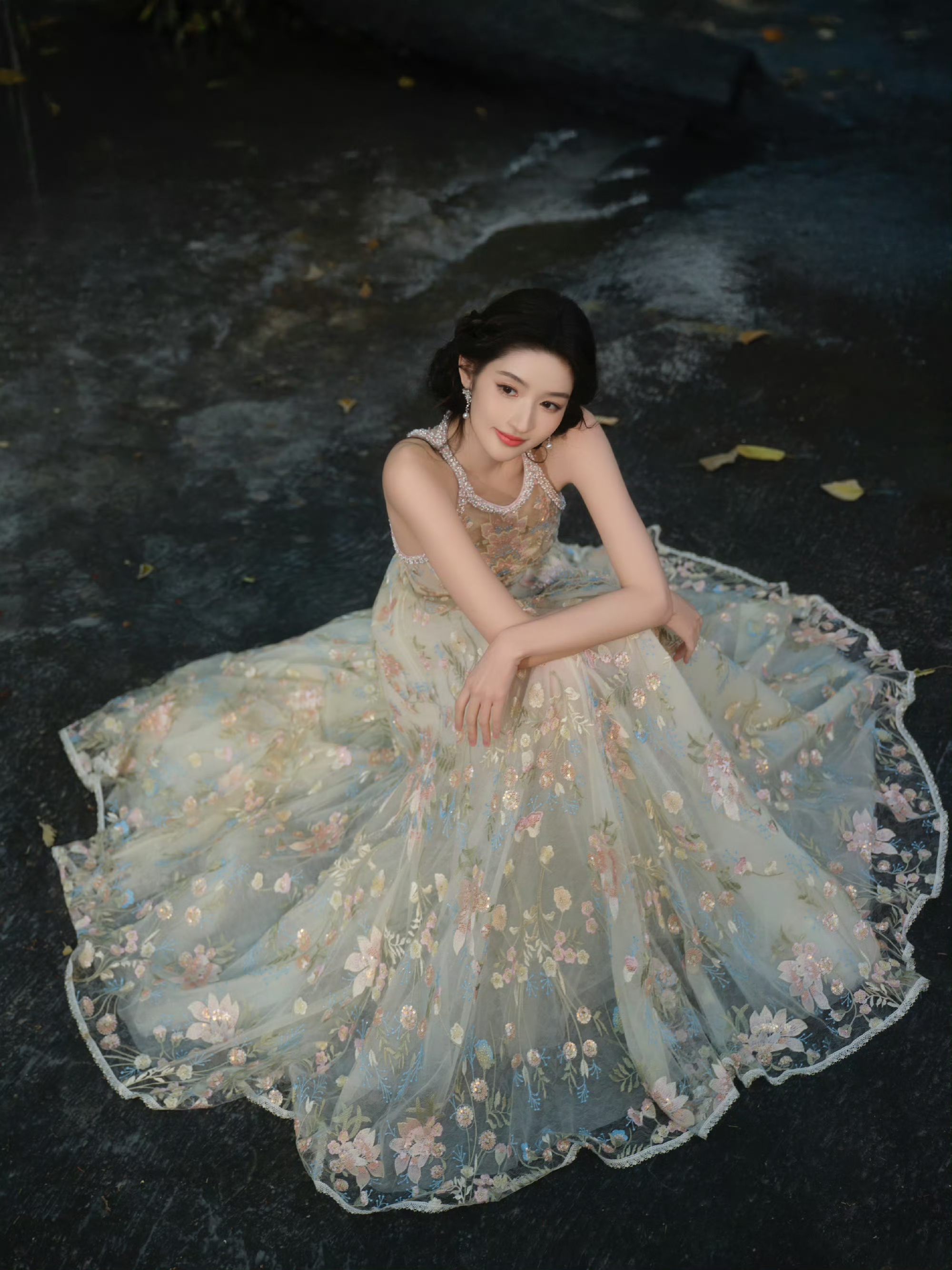 王玉雯这组照片中,第一张真的好萌!