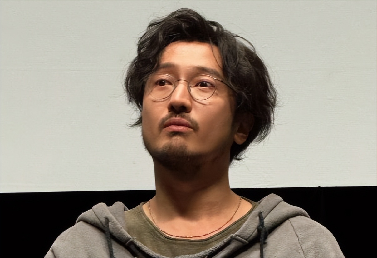 徐峥，戳穿了王传君被“排挤”的真相，他给所有男演员提了个醒