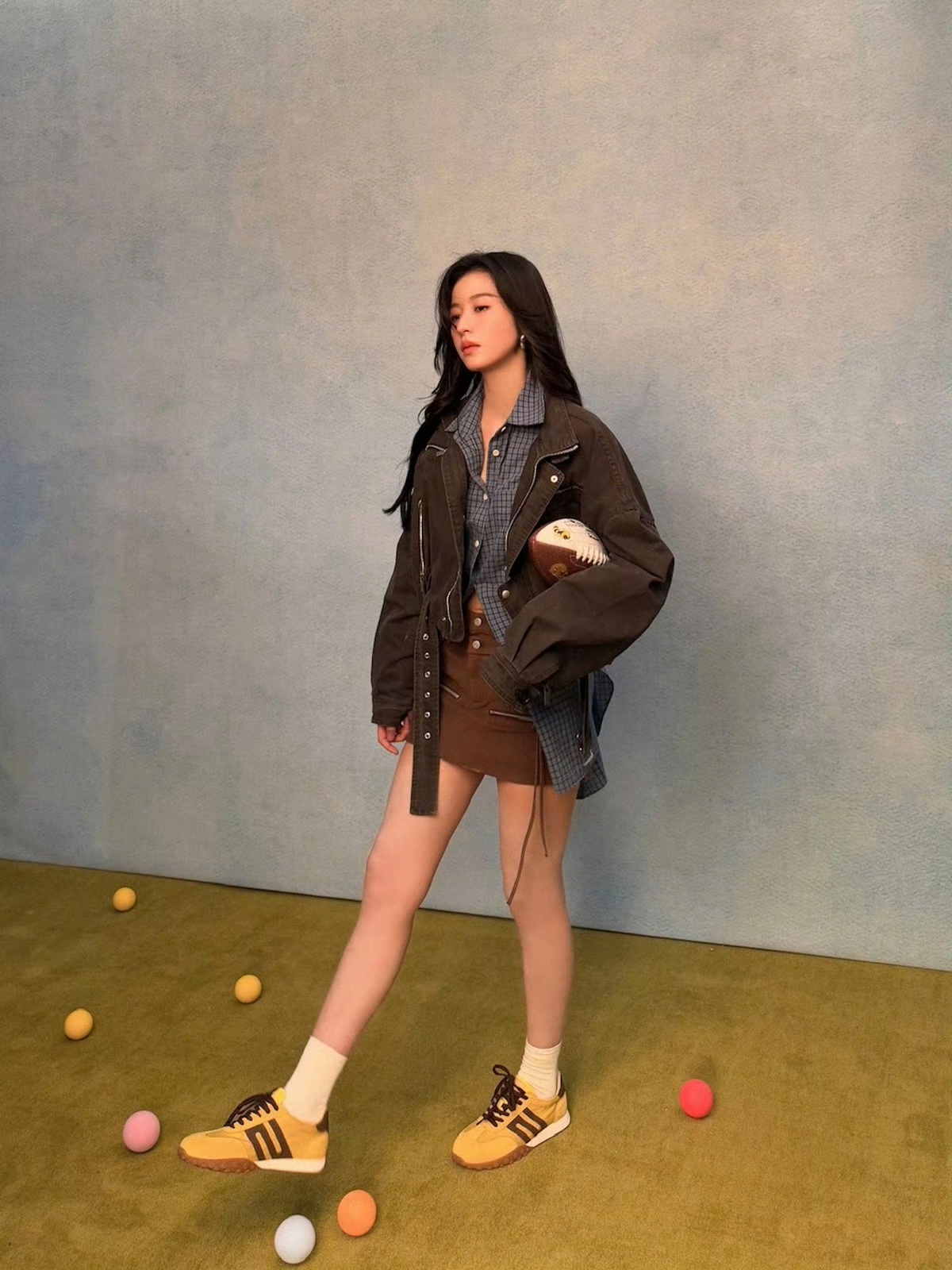 周雨彤. 笑起来很好看