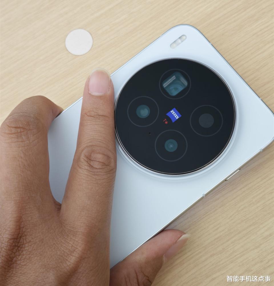vivo X300已可在線下體驗：簡單上手后， 不吐不快！