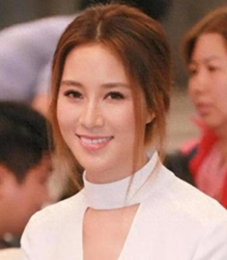 生儿子奖10亿算啥!她让李兆基改了三次遗嘱,徐子淇的狠你学不会