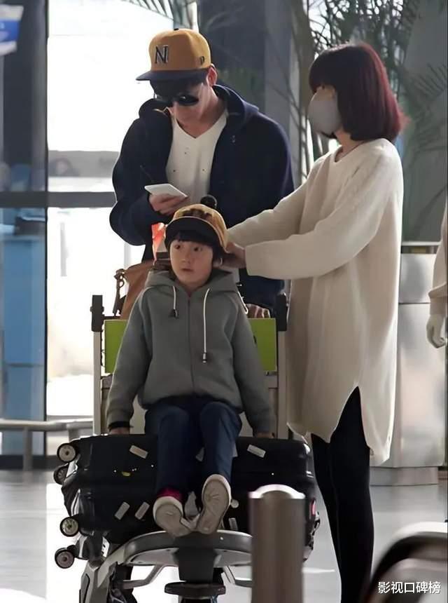 曹格儿子默认恋情，妹妹与女友同框，曾与贾静雯女儿梧桐妹传绯闻