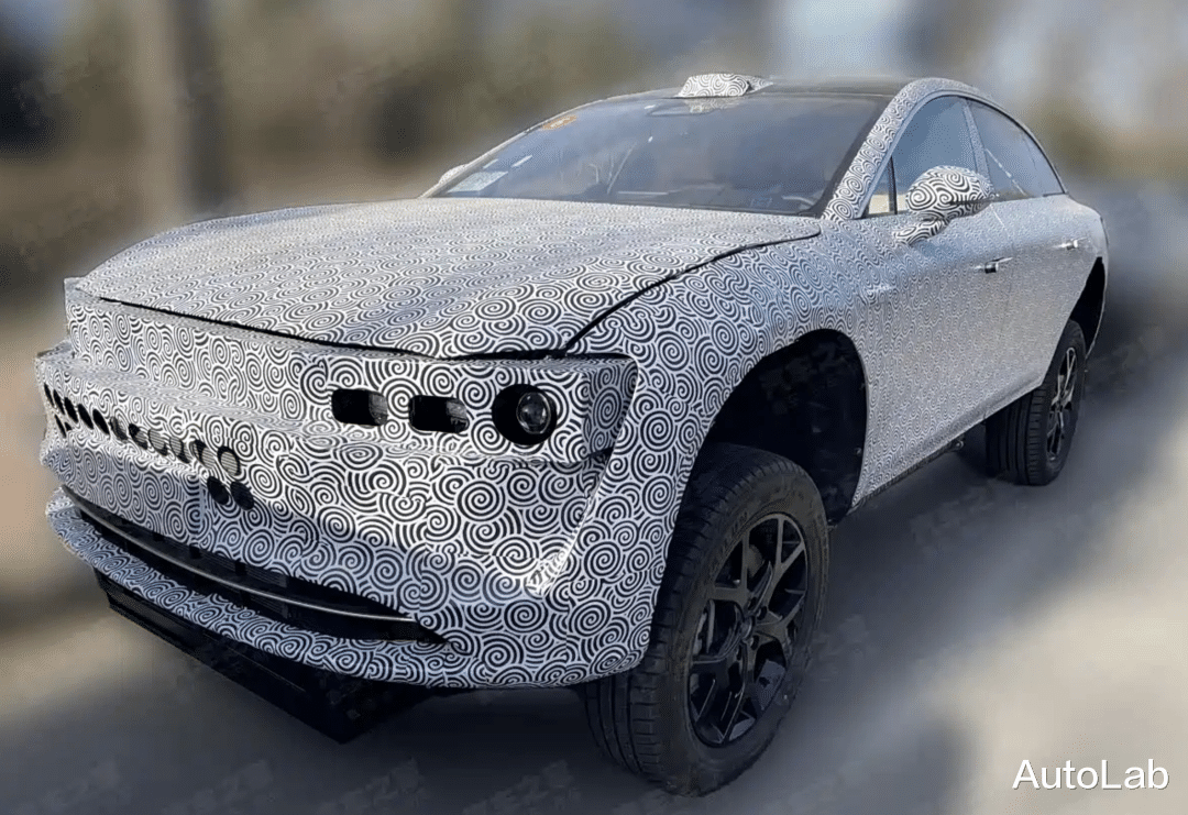 鸿蒙智行2026年新车大剧透：MPV、越野、超豪华，一个都没放过