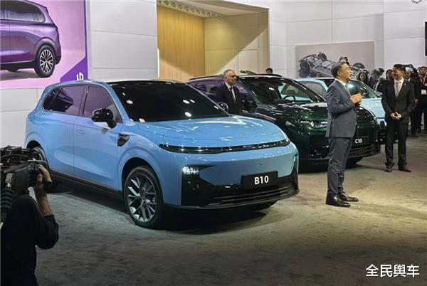 零跑 B10 为啥这么受欢迎?核心就一个字:值