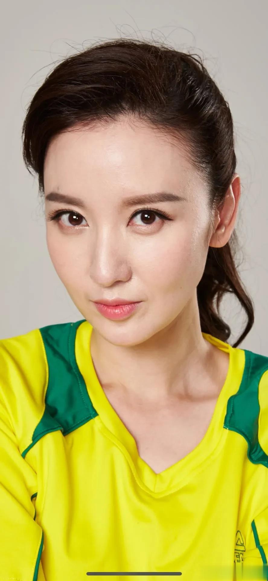 明星高清脸图｜张萌，这小表情，萌得我心颤！