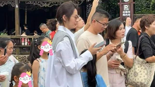 付辛博妻女贵州被偶遇，颖儿169身高真没虚报，7岁女儿长腿抢镜