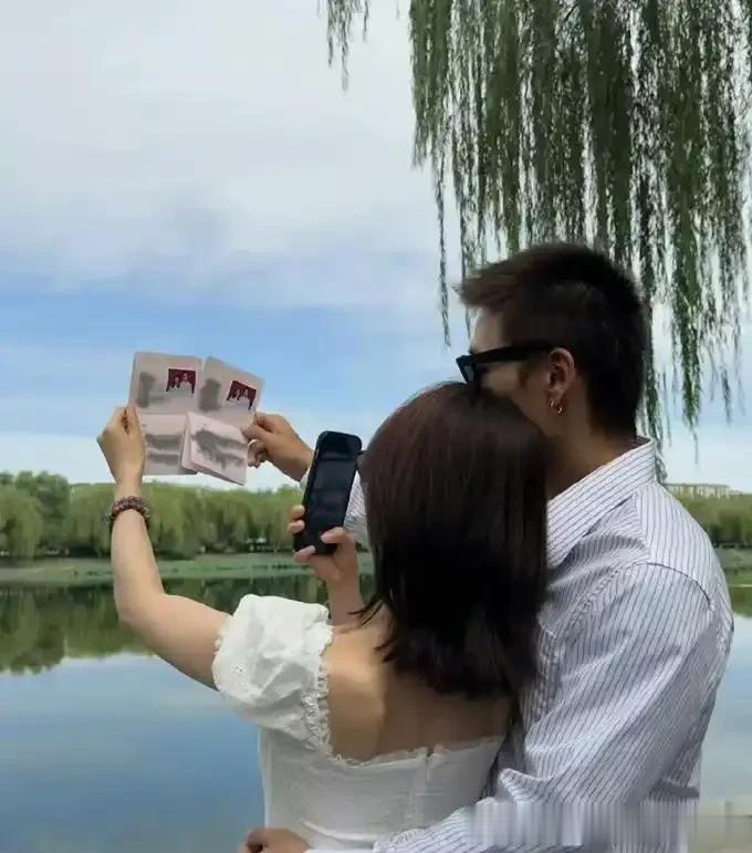 洪尧和吴谨言已离婚?本人16字回应,网友:没有人让你回应!