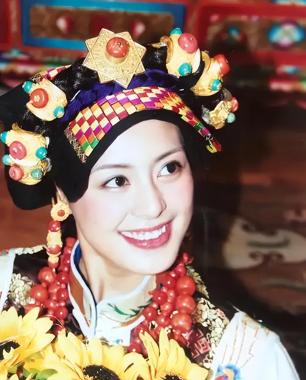 她是胡歌深爱、刘烨难忘的女人,受央视力捧多年,至今都没能走红