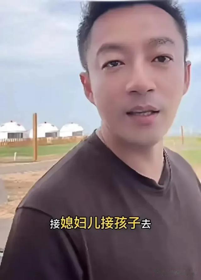 汪小菲带全家草原撒欢!马筱梅母女穿蒙古袍美翻,箖儿长这么高了